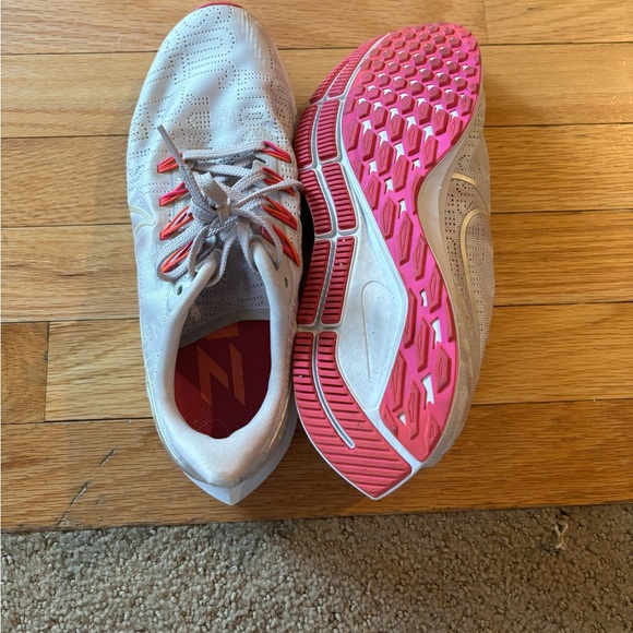 nike women’s running sneakers - size 8 - Picture 5 of 6